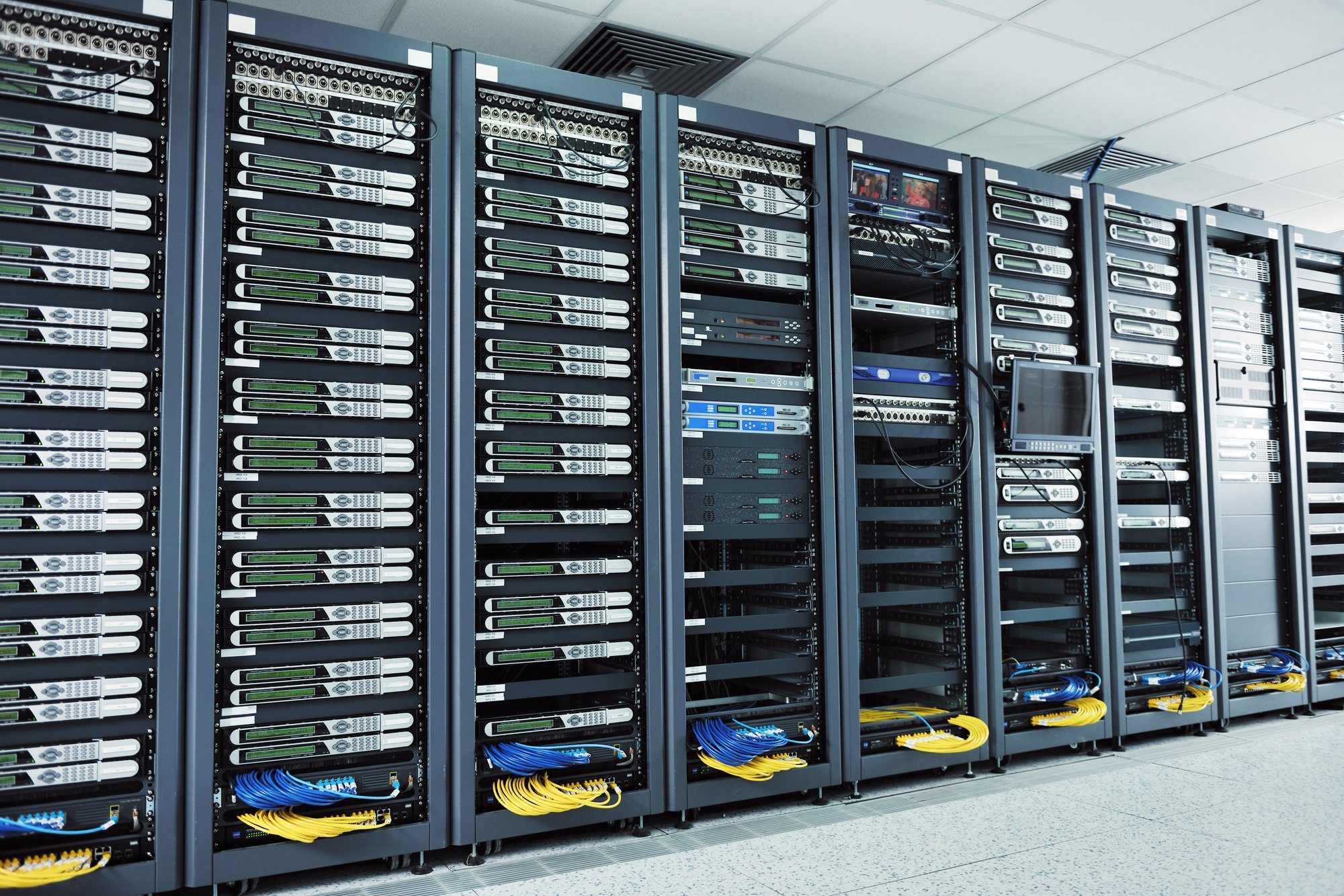 Best Server Room Monitoring Software & Tools for Environmental Factors!